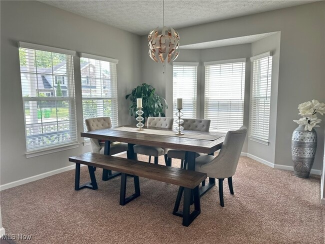 Building Photo - 10456 Dogwood Dr