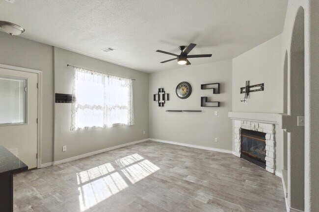 Foto del edificio - 5552 W 29th St