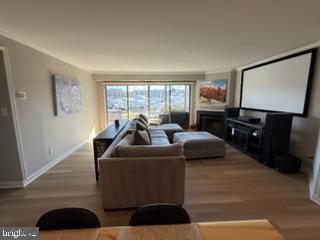 Foto del edificio - 7044 Harbour Village Ct