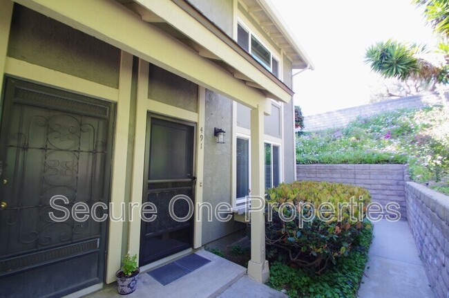 Building Photo - 491 Serento Cir
