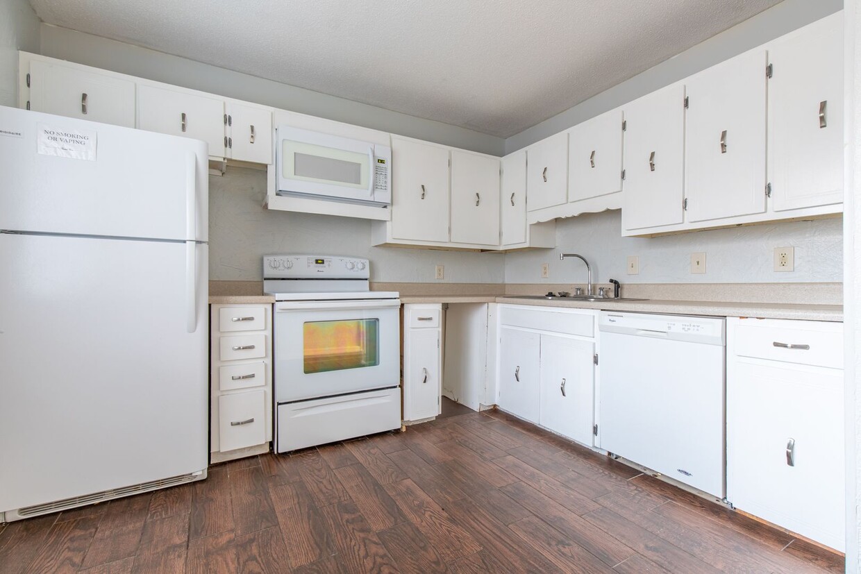 Primary Photo - Beautiful 3 bed 2 bath Condo near ETSU
