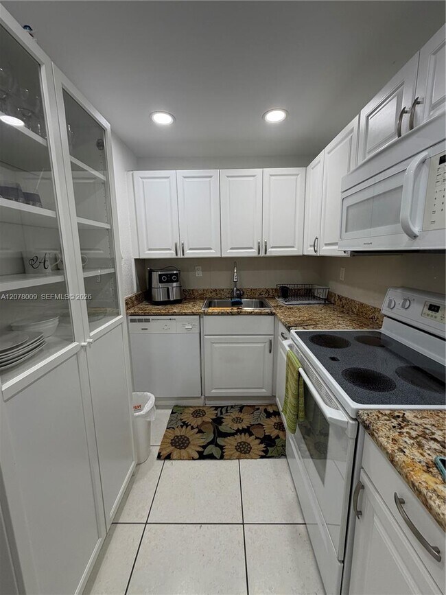 Building Photo - 17530 NW 68th Ave