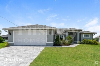 Building Photo - 418 SW 31st Ave