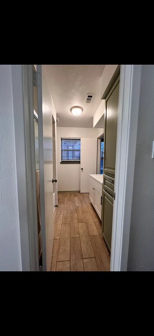 Photo - 356 Park Brook Dr House