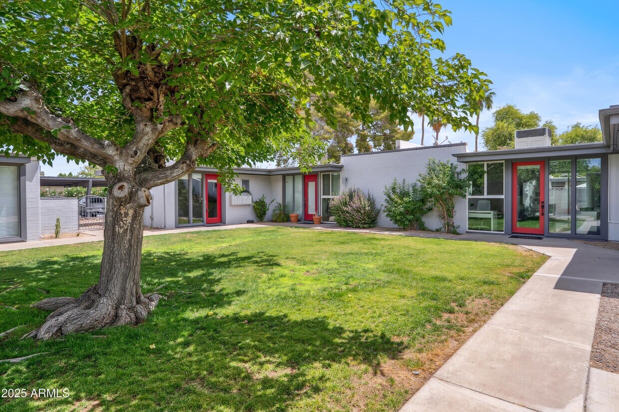 Primary Photo - 4206 N 38th St