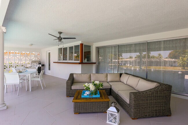 Foto del edificio - 5300 NE 26th Ave