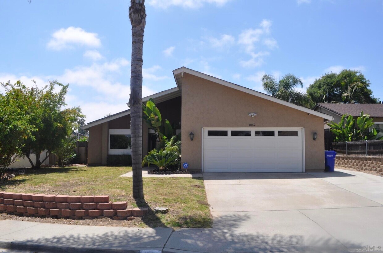 Foto principal - 1852 Sonoma Ln