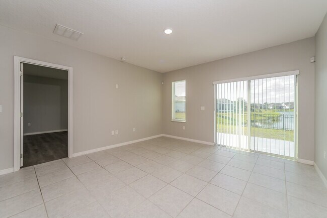 Foto del edificio - 2292 Canyon Breeze Ave