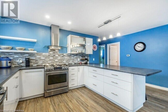 Building Photo - 510 Oakridge Pl