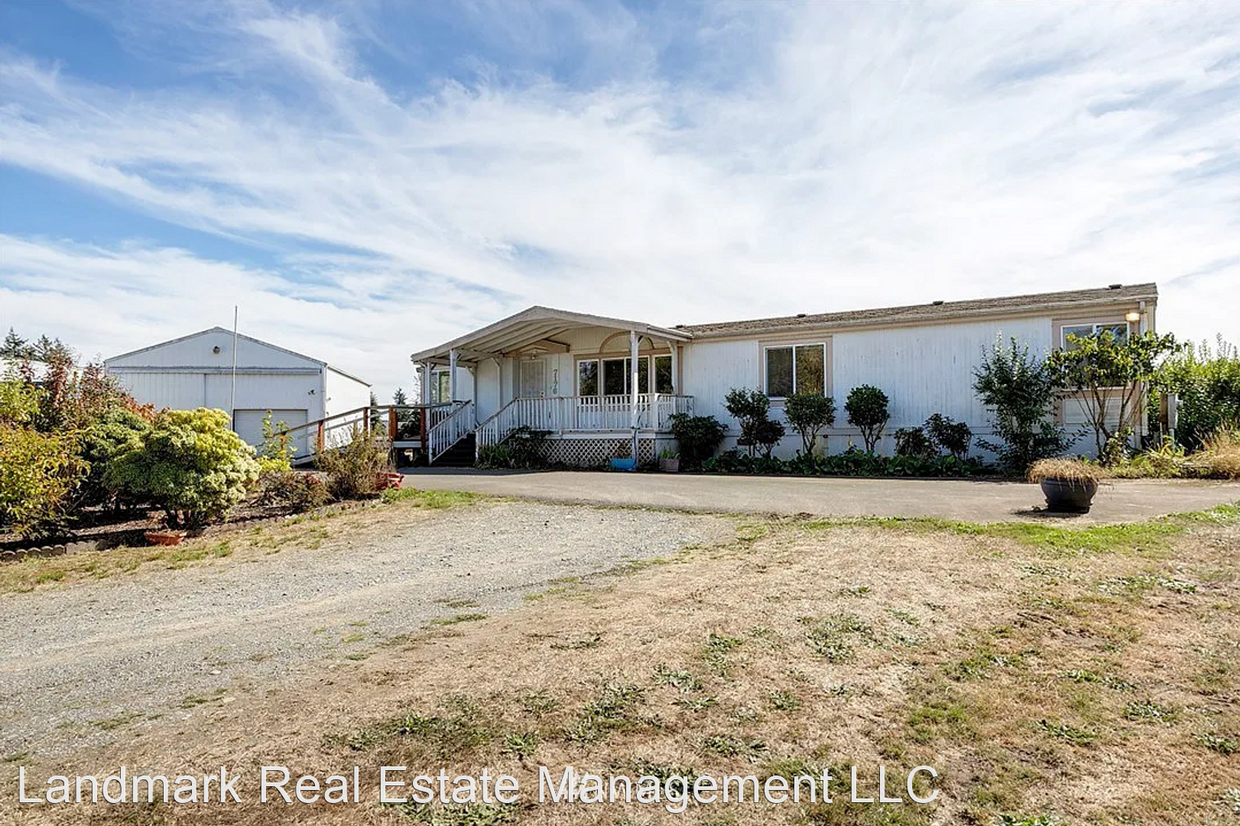Primary Photo - 3 br, 2 bath House - 7176 Enterprise Road