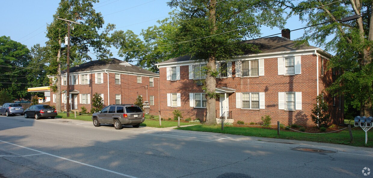Building Photo - 727 True St