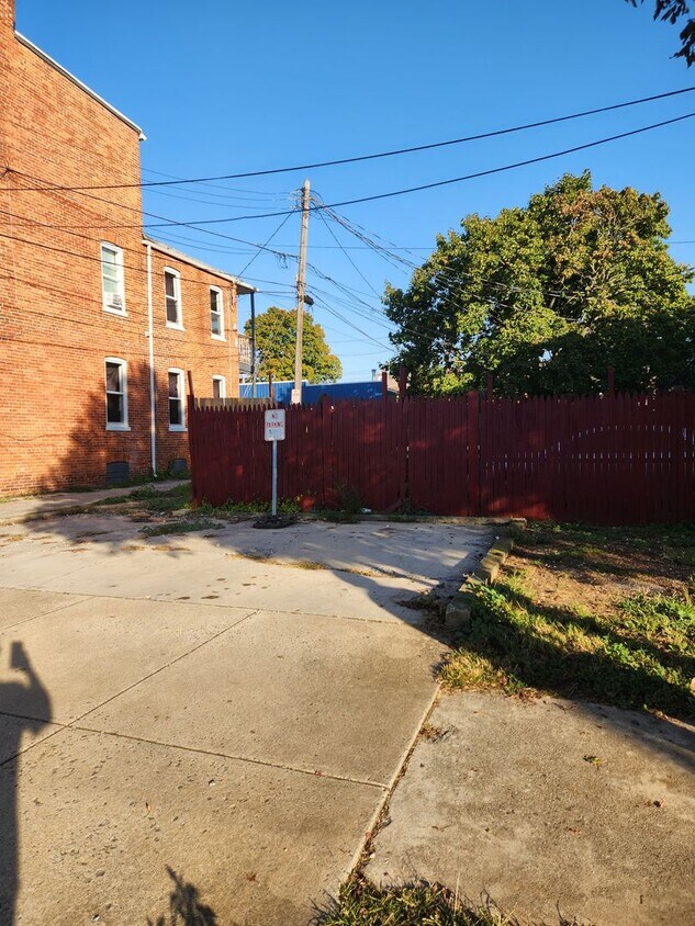 Foto del edificio - 231 N. RICHLAND AVE.