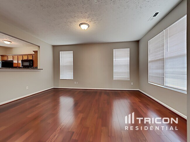 Building Photo - 3310 Shadow Creek Boulevard Columbus IN