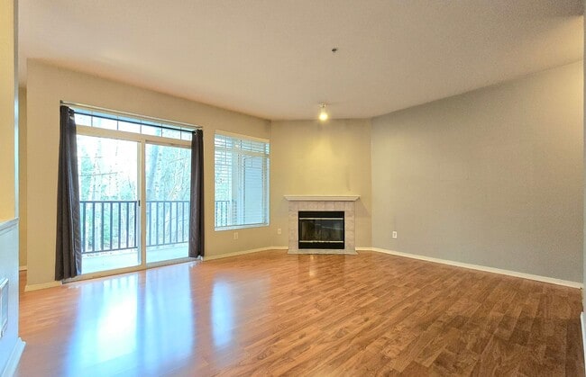 Foto del edificio - Condo in Brookwood Community in Bothell