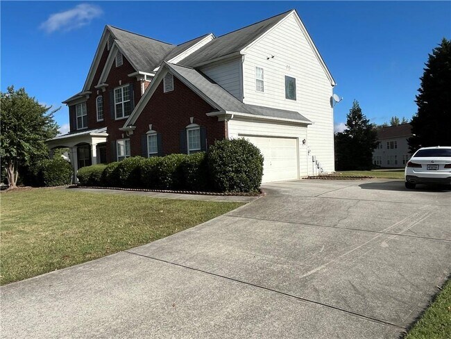 Building Photo - 8040 Cavendish Pl