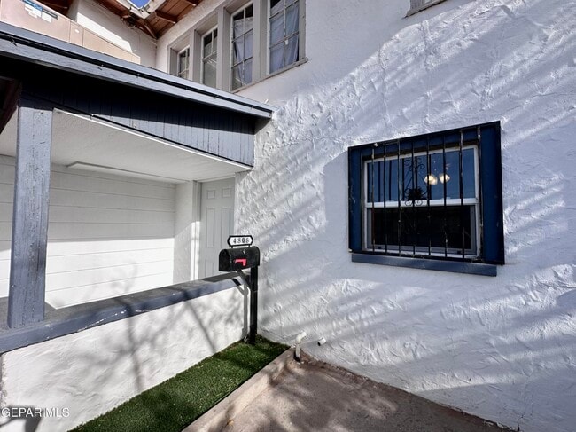 Building Photo - 4808 N Stevens St