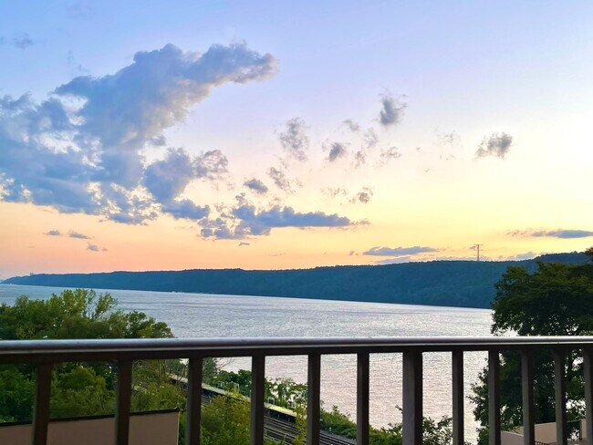 View of Hudson River from your own private balcony! - 1155 Warburton Ave