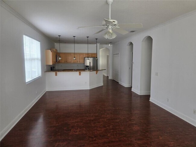 Foto del edificio - 4939 Solimartin Dr