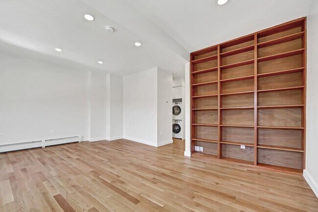Foto del edificio - 325 Columbus Ave