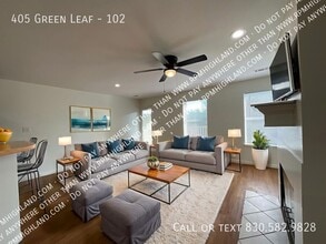Building Photo - 405 Green Leaf