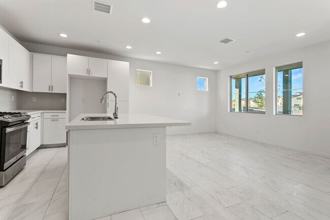 Building Photo - Brand New Modern Home in Rancho Mission Vi...