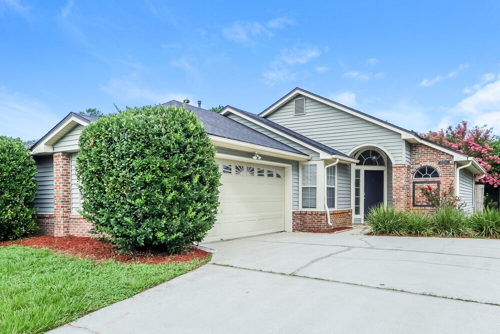 Foto principal - 11250 Hudderfield Cir S