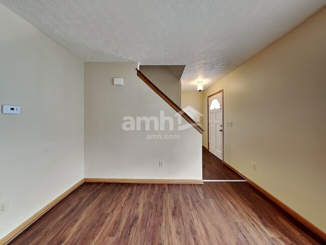 Foto del edificio - 5339 Knight Street