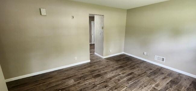 Foto del edificio - 809 N Patton Ave