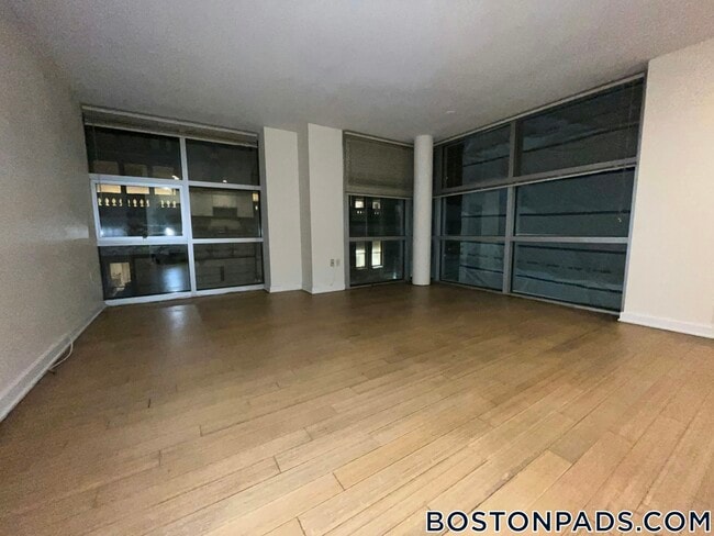 Building Photo - 40 Boylston St