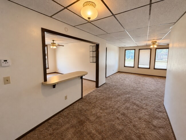 Foto del edificio - 501 N Main St