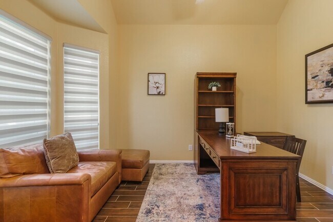 Building Photo - 3187 Blue Oak Dr