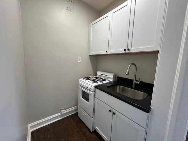 Building Photo - 1 bedroom in Chicago IL 60626