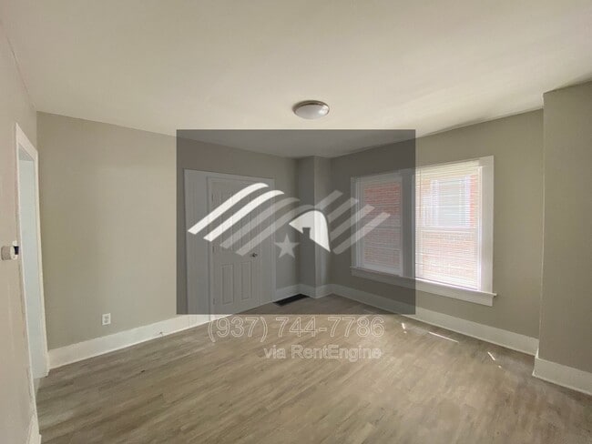 Photo - 1004 W Fairview Ave Apartment