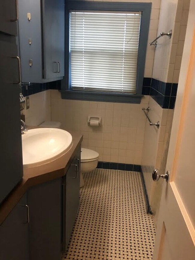 Foto del edificio - 2435 Clark Ln