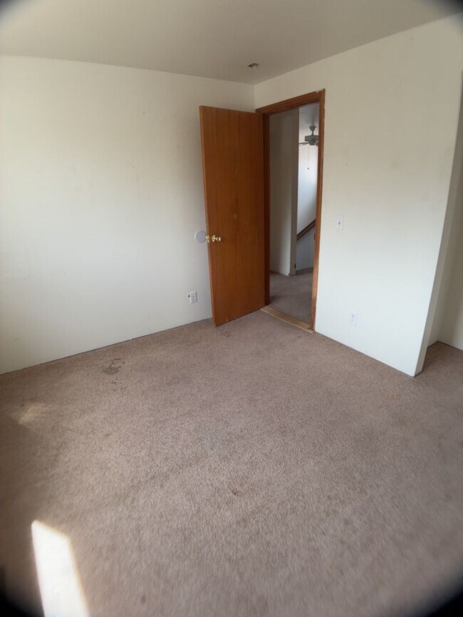 Foto del edificio - 2720-2722 St Paul Ct