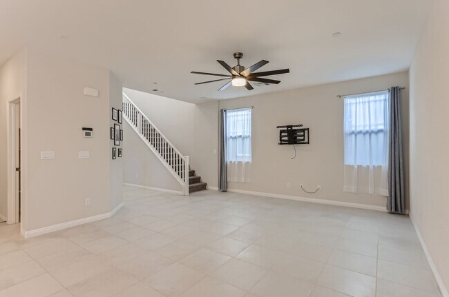 Foto del edificio - NW 4 Bed Solar Powered Home