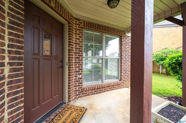 Building Photo - 6062 Townley Ct
