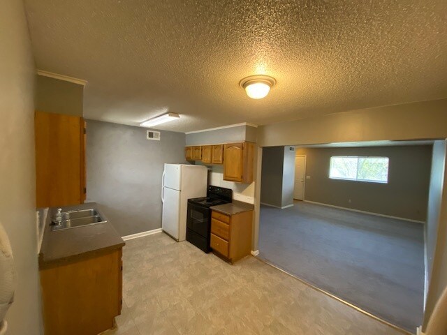 Primary Photo - 3525 NW 50th St