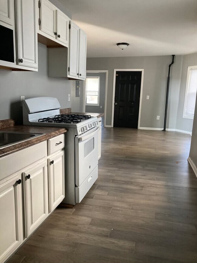 Foto del edificio - 1616 Rugby Rd