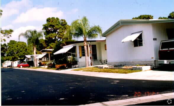 Building Photo - Shady Lane Village