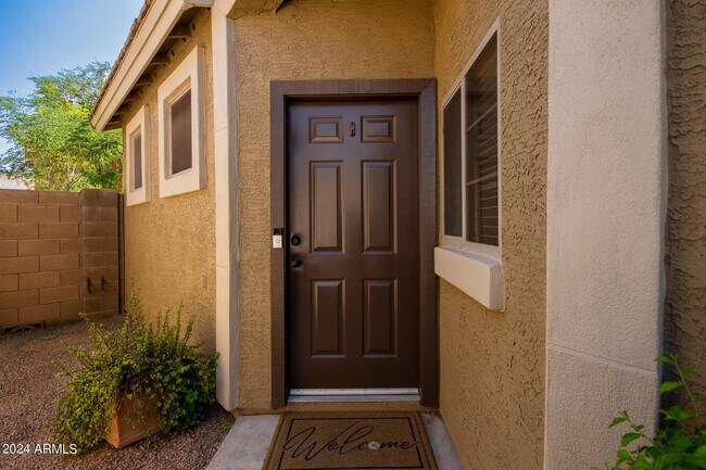 Foto del edificio - 4049 E Melinda Ln