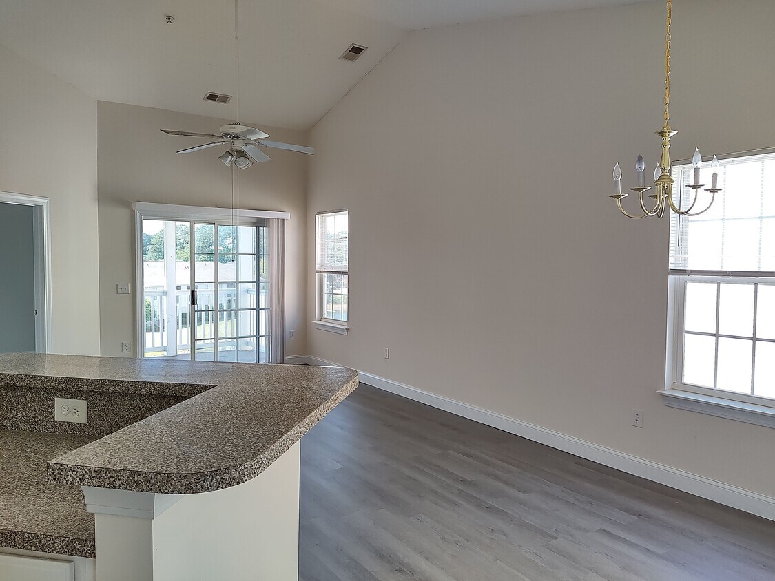 119 Fountain Pointe Ln Unit 304, Myrtle Beach, SC 29579 Apartments in