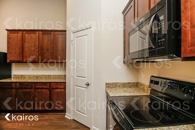 Foto del edificio - 10685 Bent Brook Dr