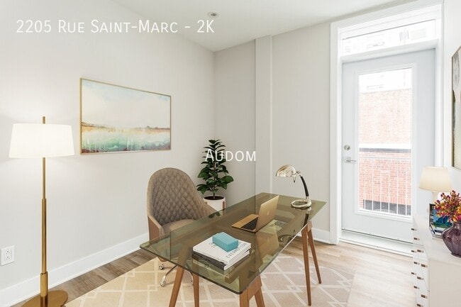 Photo du bâtiment - 2205 Rue St Marc