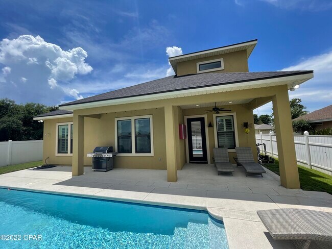 Foto del edificio - 127 Bonaire Dr