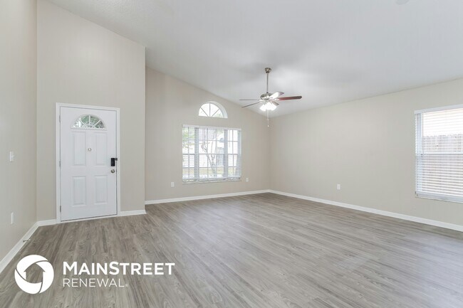 Foto del edificio - 1714 Putney Cir