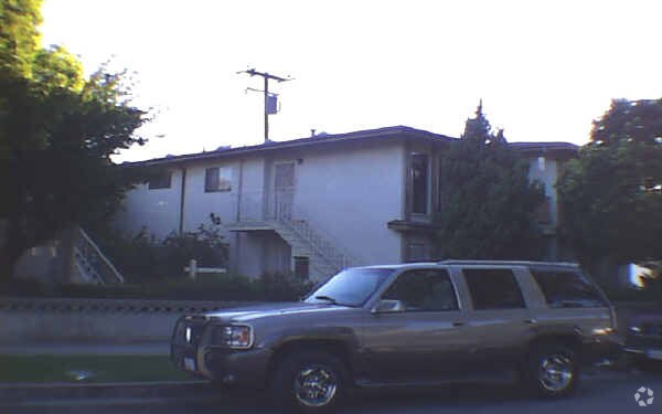 Foto del edificio - 2501 W Repetto Ave