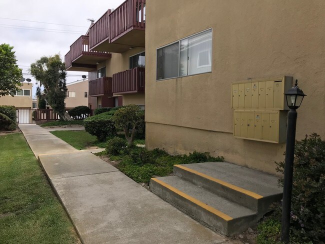 Building Photo - 1224 Agate St