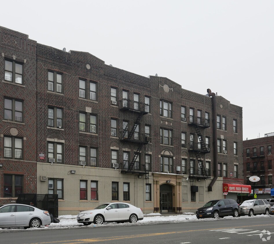 Foto principal - 82-92 Rockaway Pky