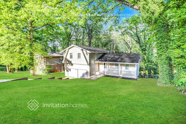 Foto del edificio - 2339 Chevy Chase Ln